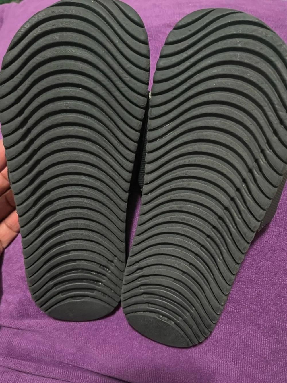 Nike Kids Kawa Slides Black/White Swoosh -  (Ages 7-8)
